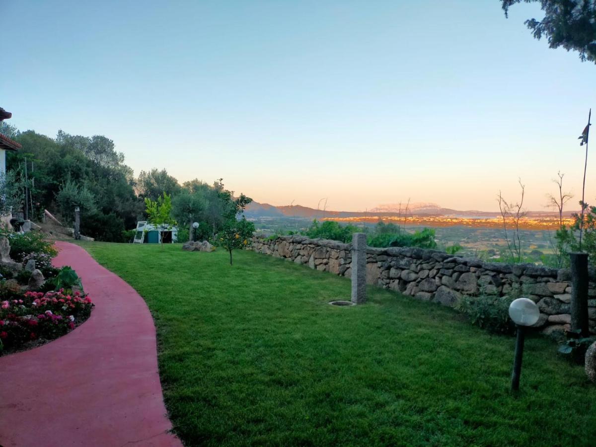 B&B Bellavista Sole Ruiu Buitenkant foto